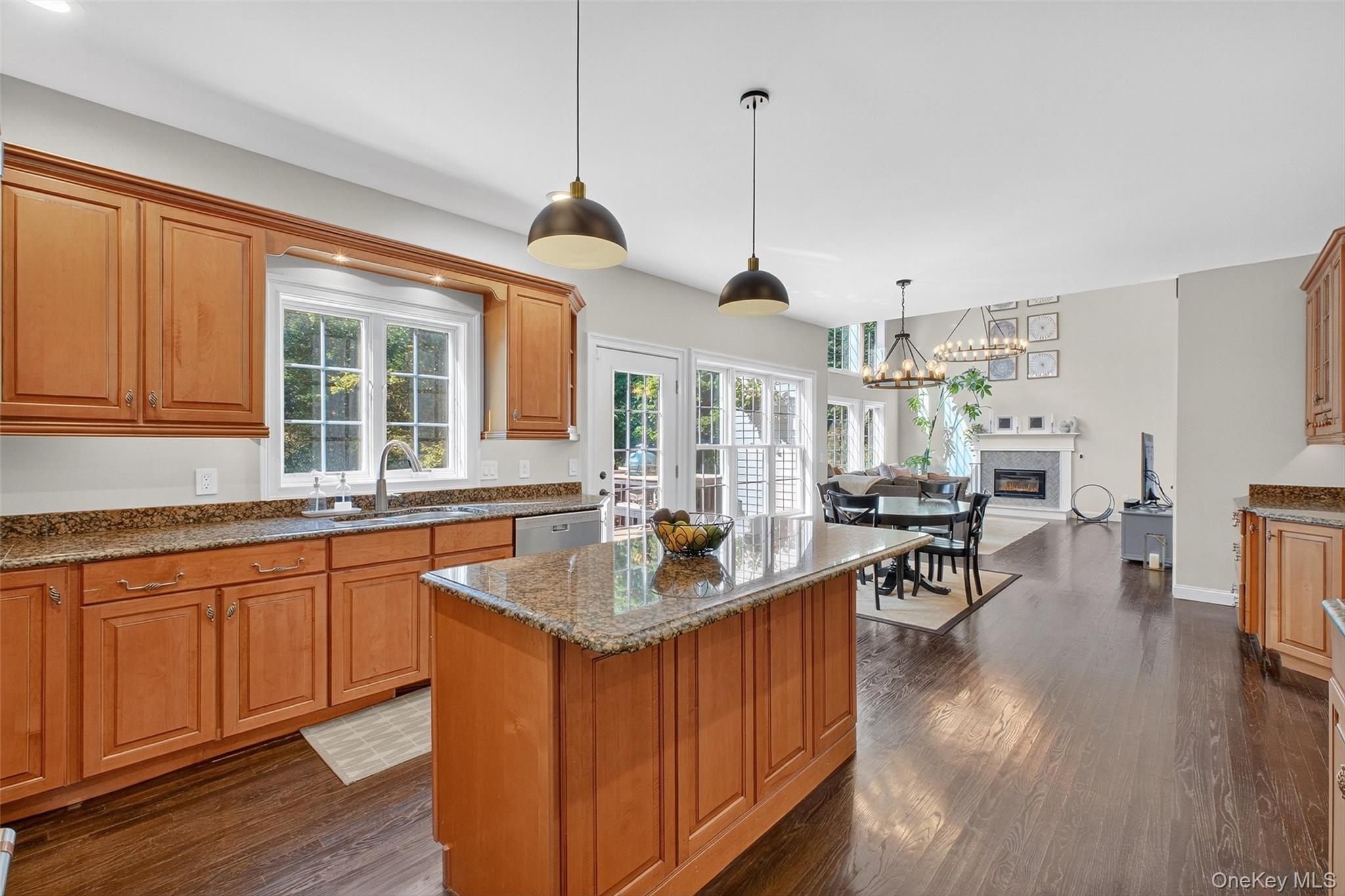 161 Shagbark Lane, Hopewell Junction, NY 12533