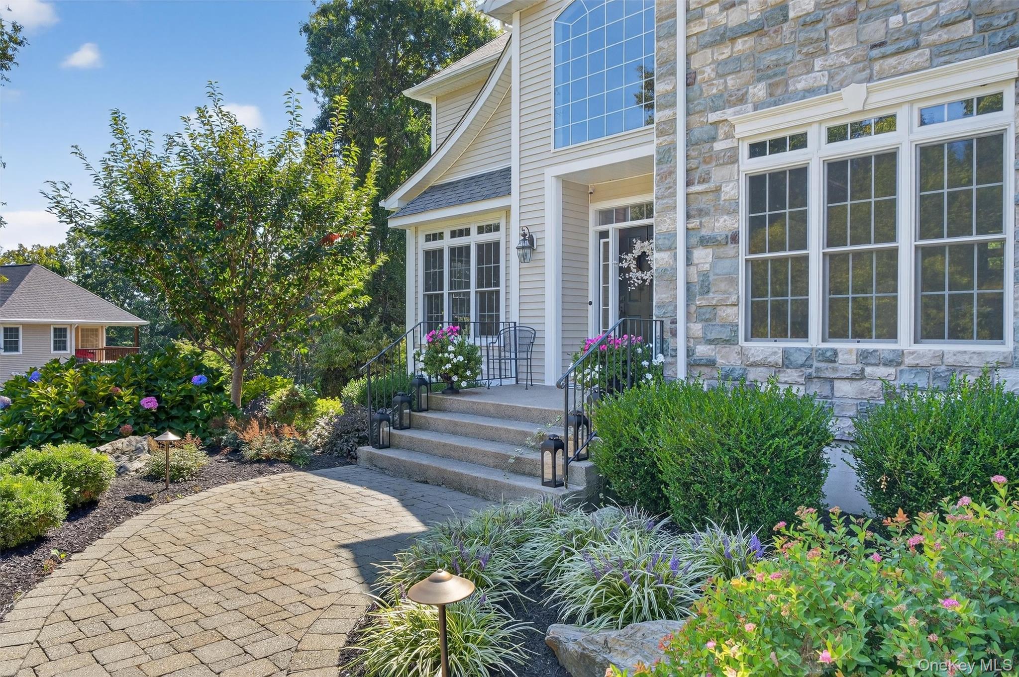 161 Shagbark Lane, Hopewell Junction, NY 12533