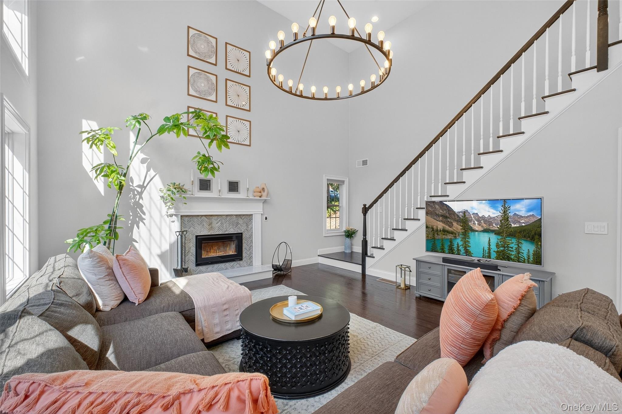 161 Shagbark Lane, Hopewell Junction, NY 12533