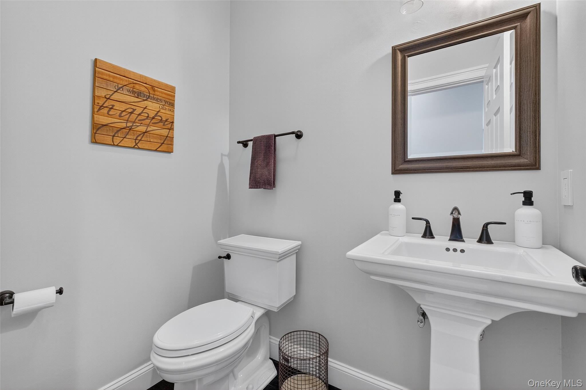 161 Shagbark Lane, Hopewell Junction, NY 12533