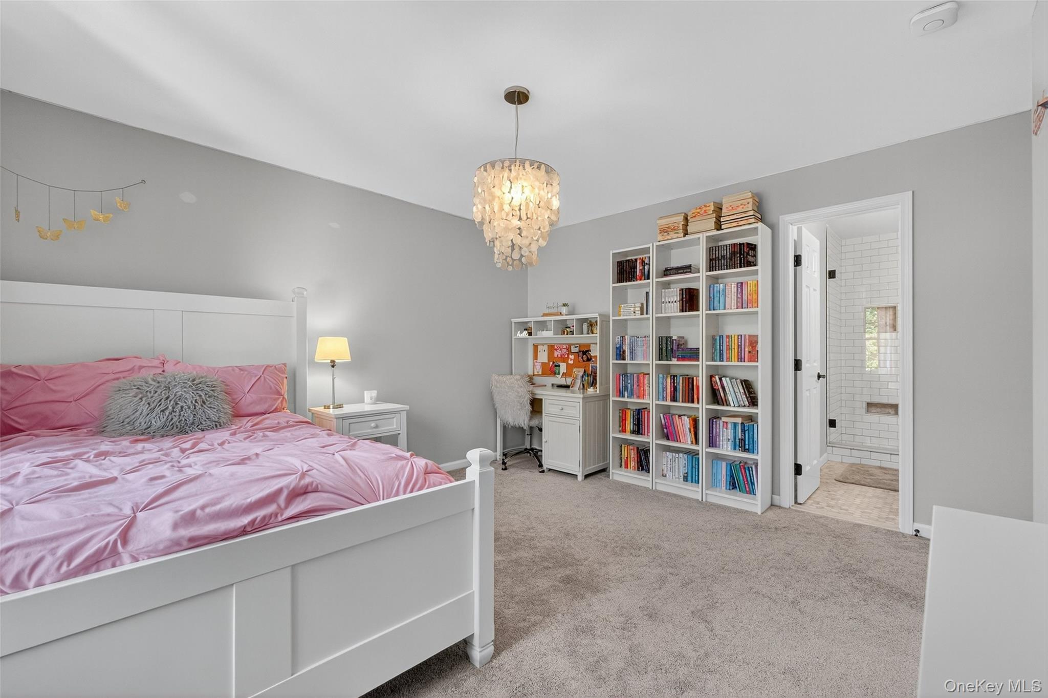 161 Shagbark Lane, Hopewell Junction, NY 12533