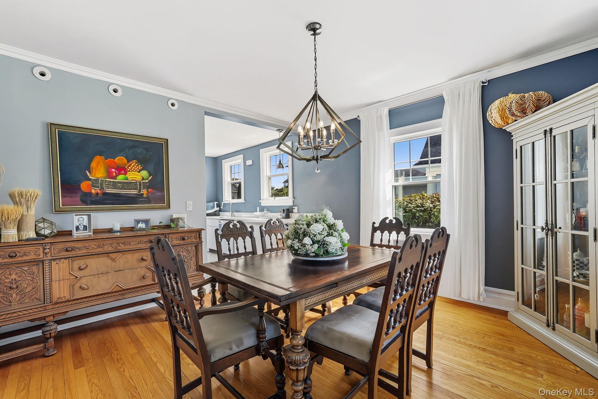 126 N Broadway, White Plains, NY 10603