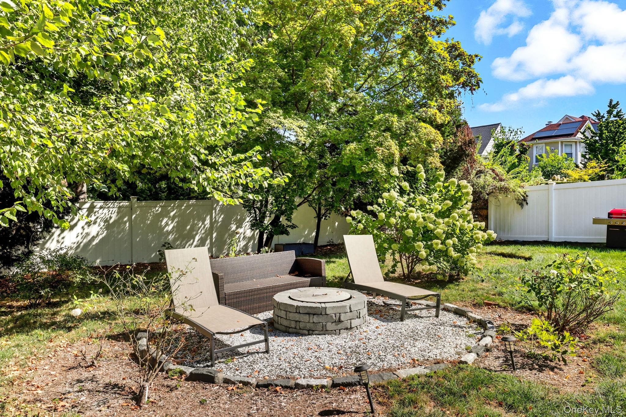 126 N Broadway, White Plains, NY 10603