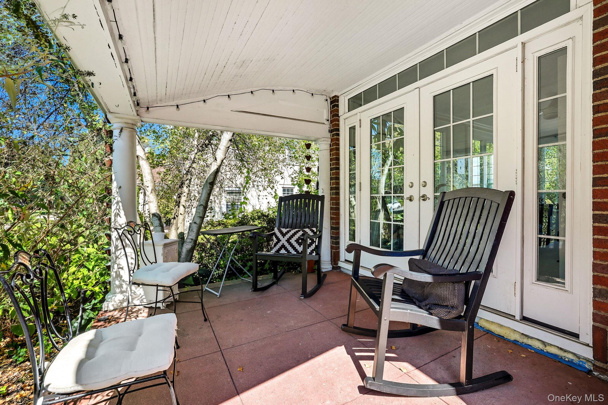 126 N Broadway, White Plains, NY 10603