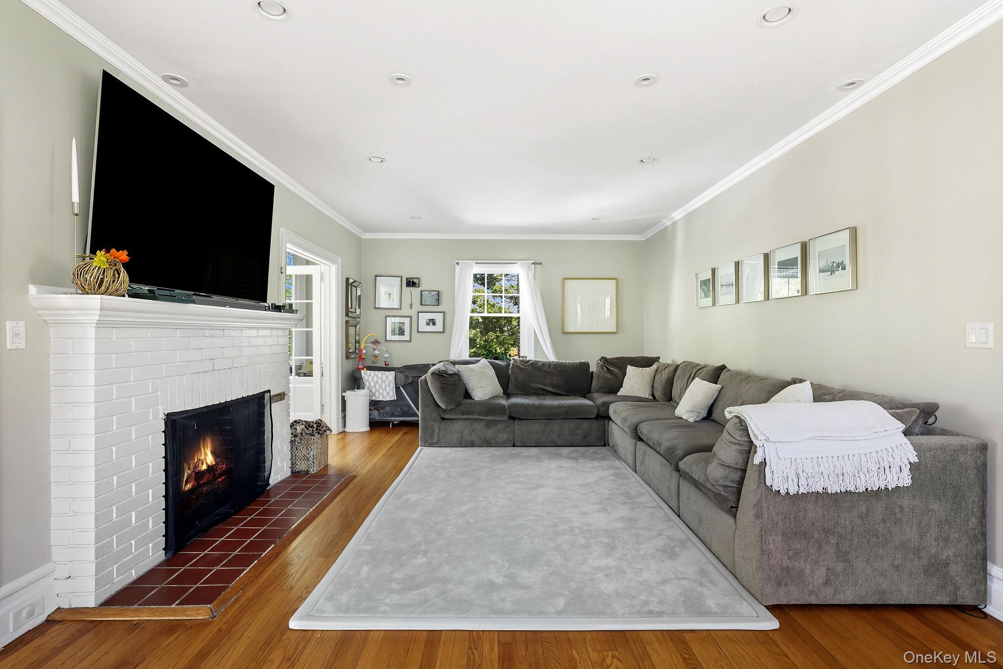 126 N Broadway, White Plains, NY 10603