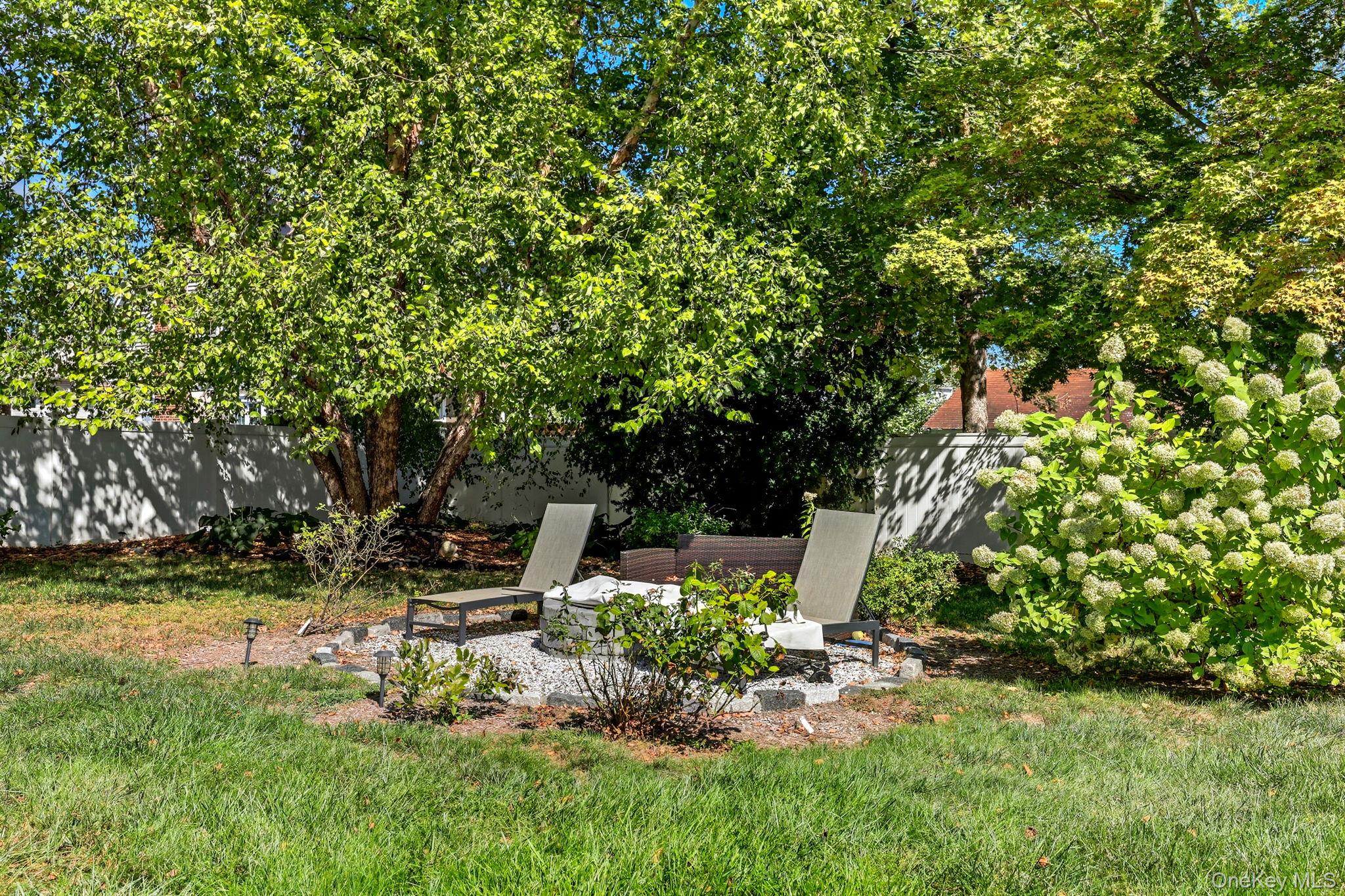 126 N Broadway, White Plains, NY 10603