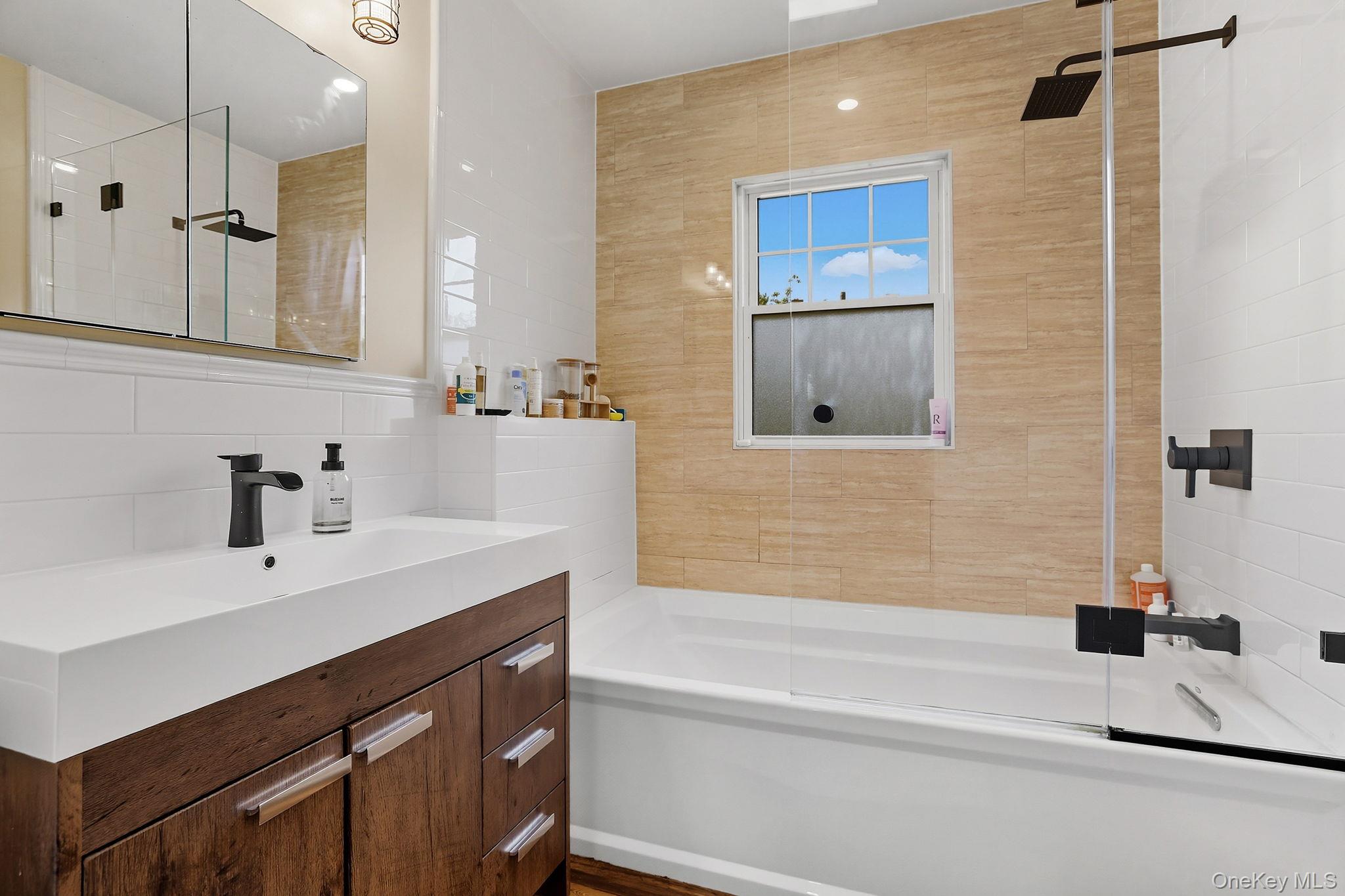 126 N Broadway, White Plains, NY 10603