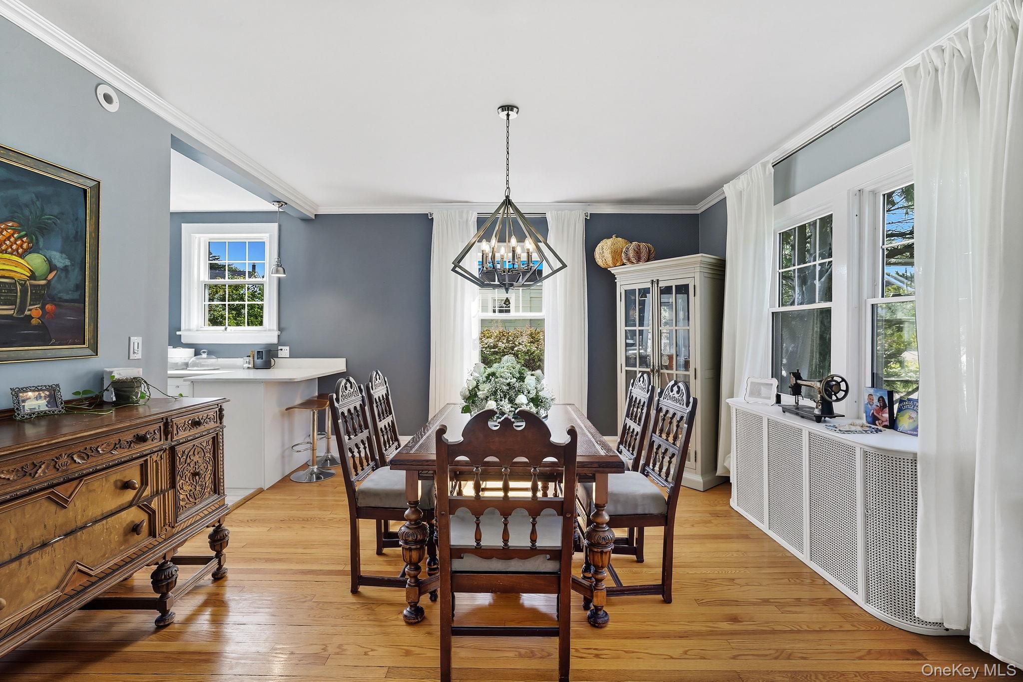 126 N Broadway, White Plains, NY 10603