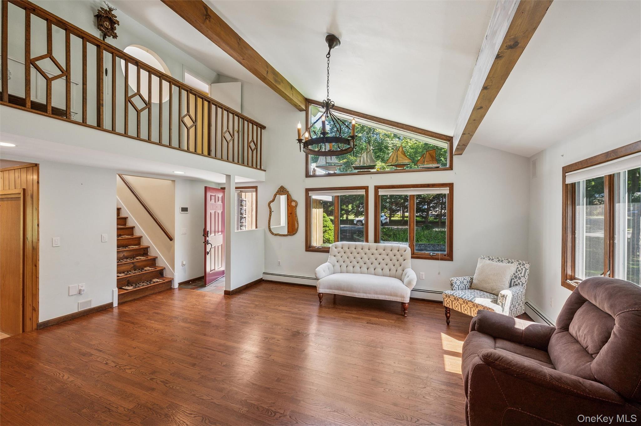 15 Windwood Court, Westhampton, NY 11977