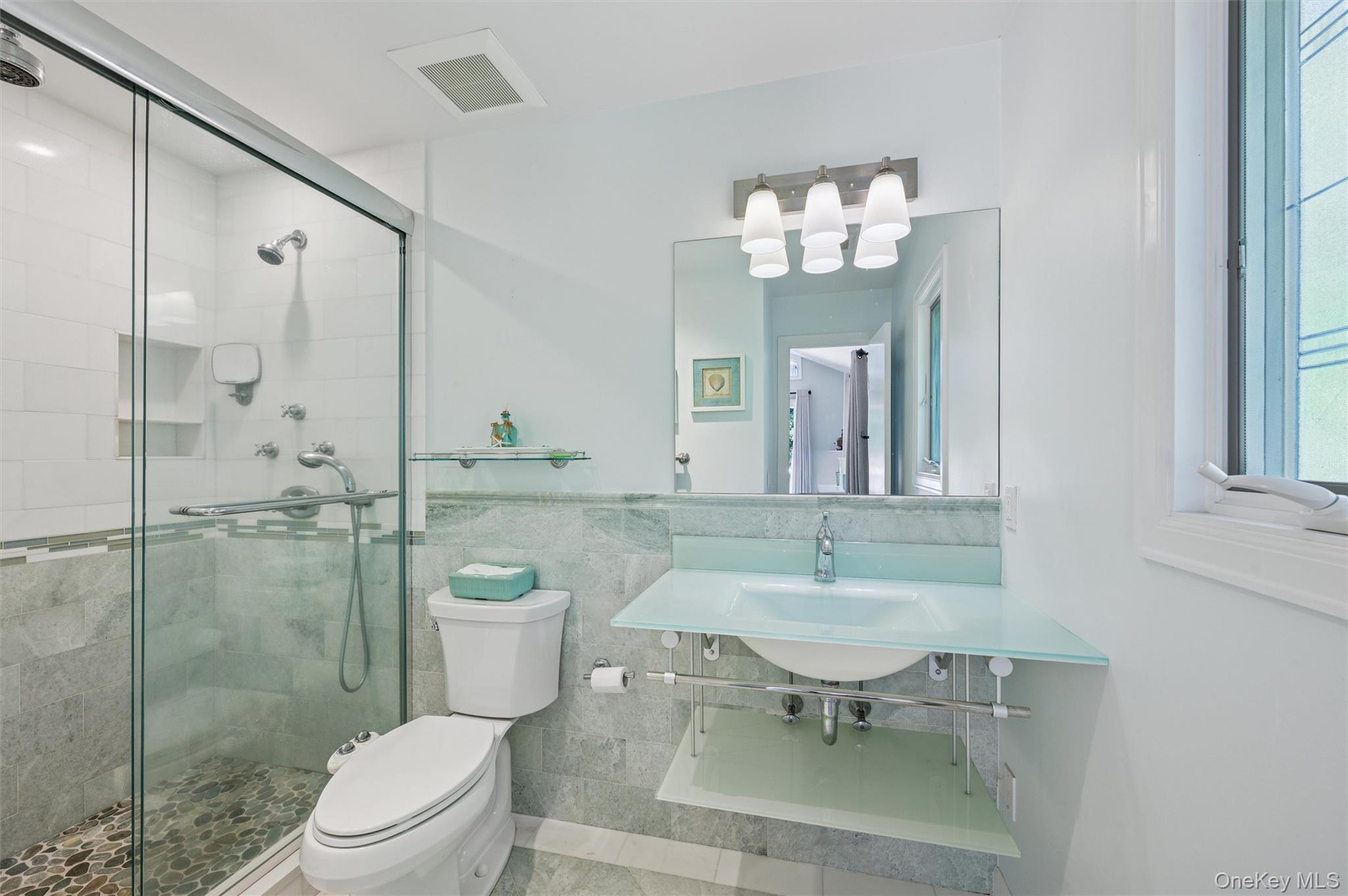 15 Windwood Court, Westhampton, NY 11977