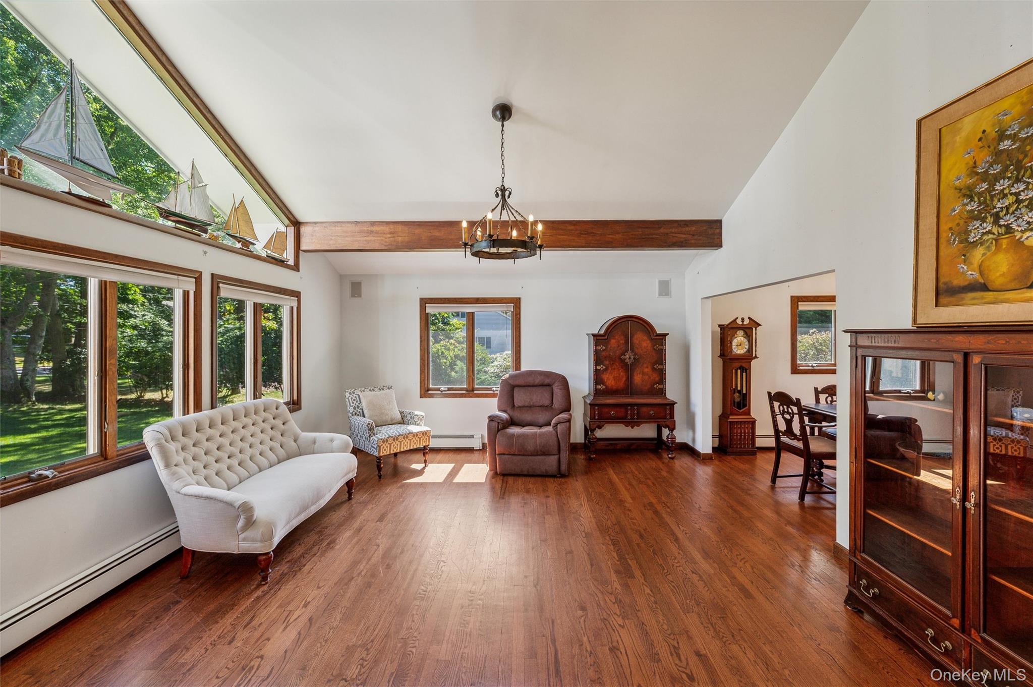 15 Windwood Court, Westhampton, NY 11977