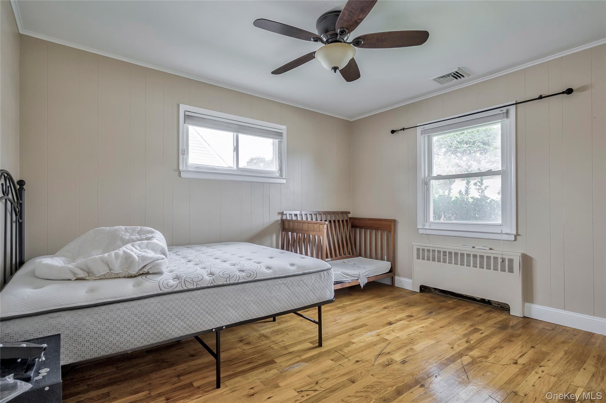 11 Jamaica Ave, Plainview, NY 11803