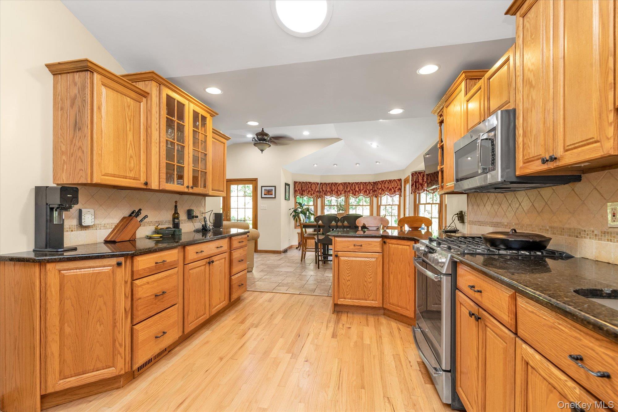 84 Lake Road, Greenlawn, NY 11740