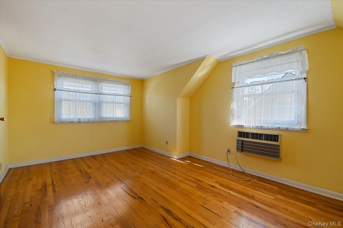 34 Audrey Avenue, Plainview, NY 11803