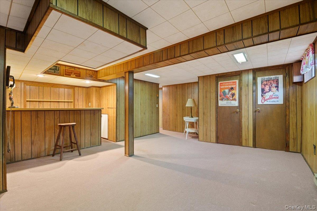 34 Audrey Avenue, Plainview, NY 11803