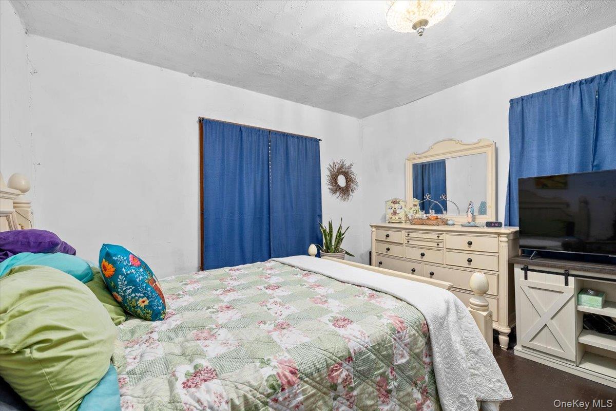 15427 11th Avenue, Whitestone, NY 11357