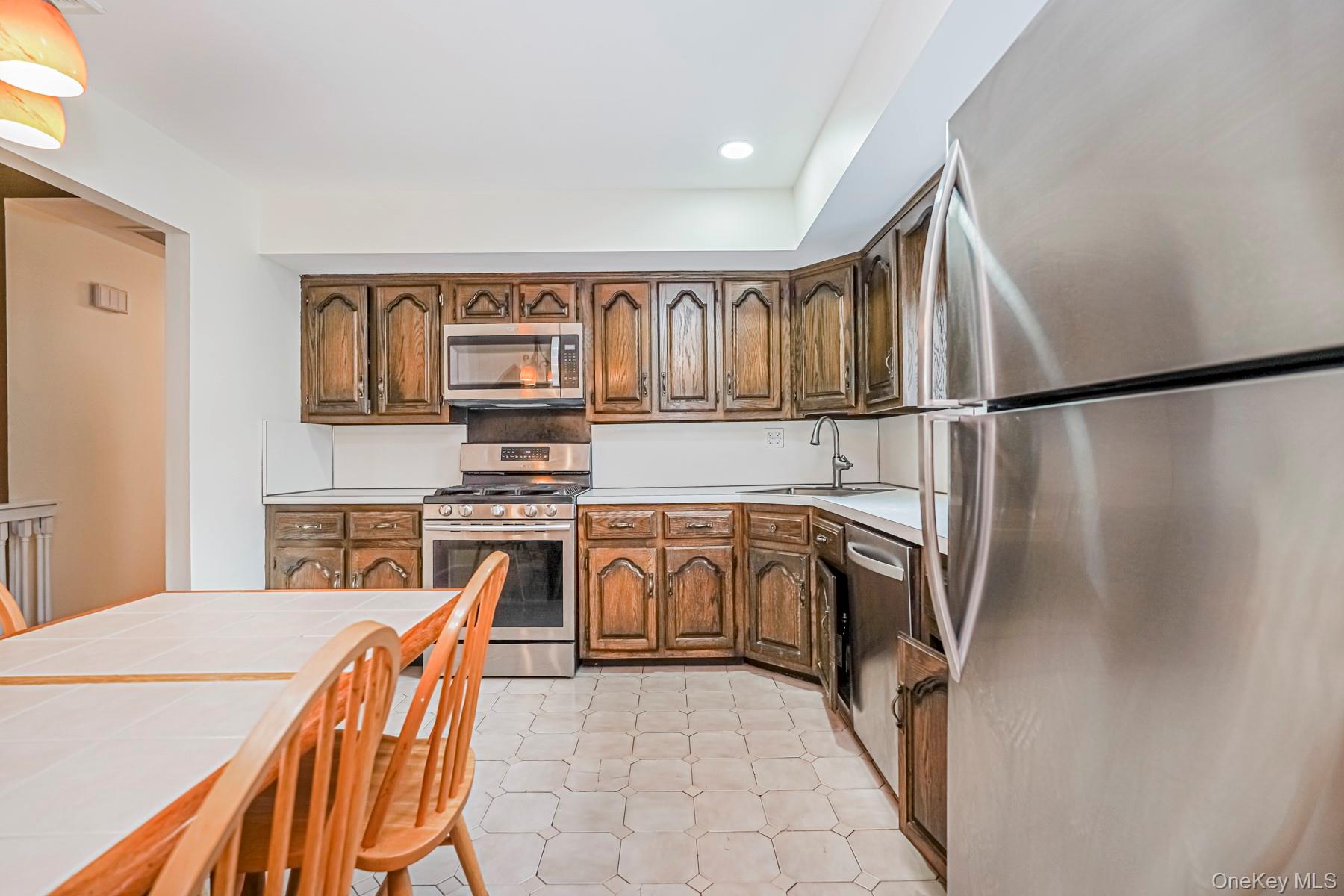 160 Serrell Avenue, Staten Island, NY 10312