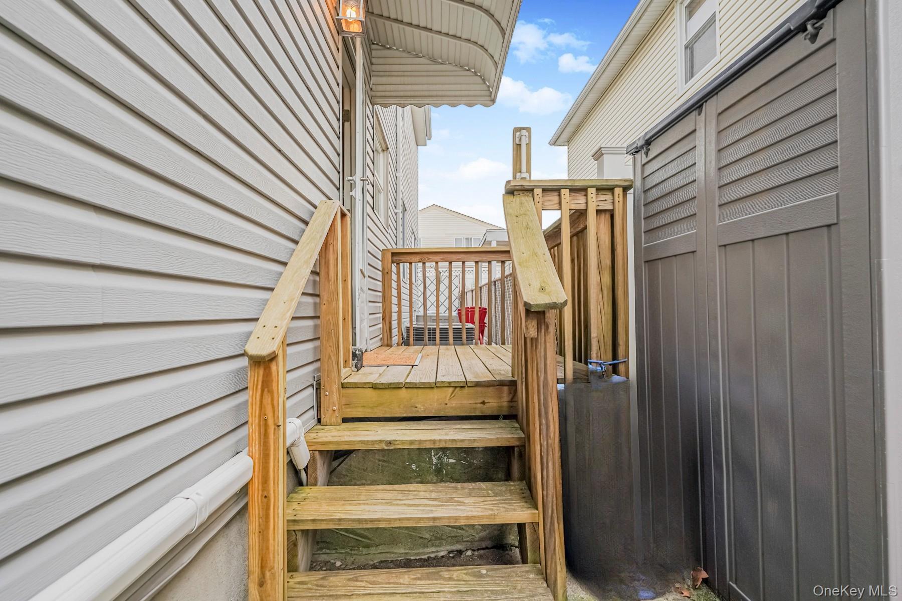 160 Serrell Avenue, Staten Island, NY 10312