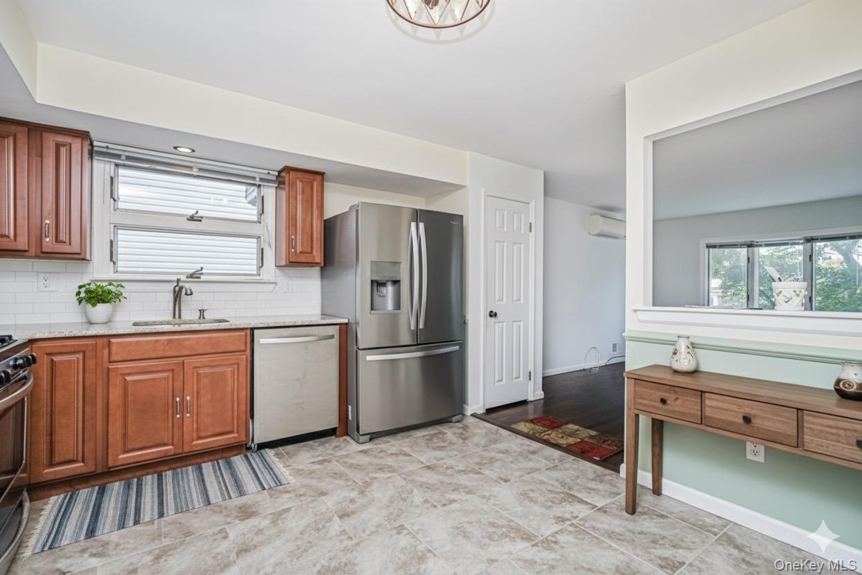 160 Serrell Avenue, Staten Island, NY 10312