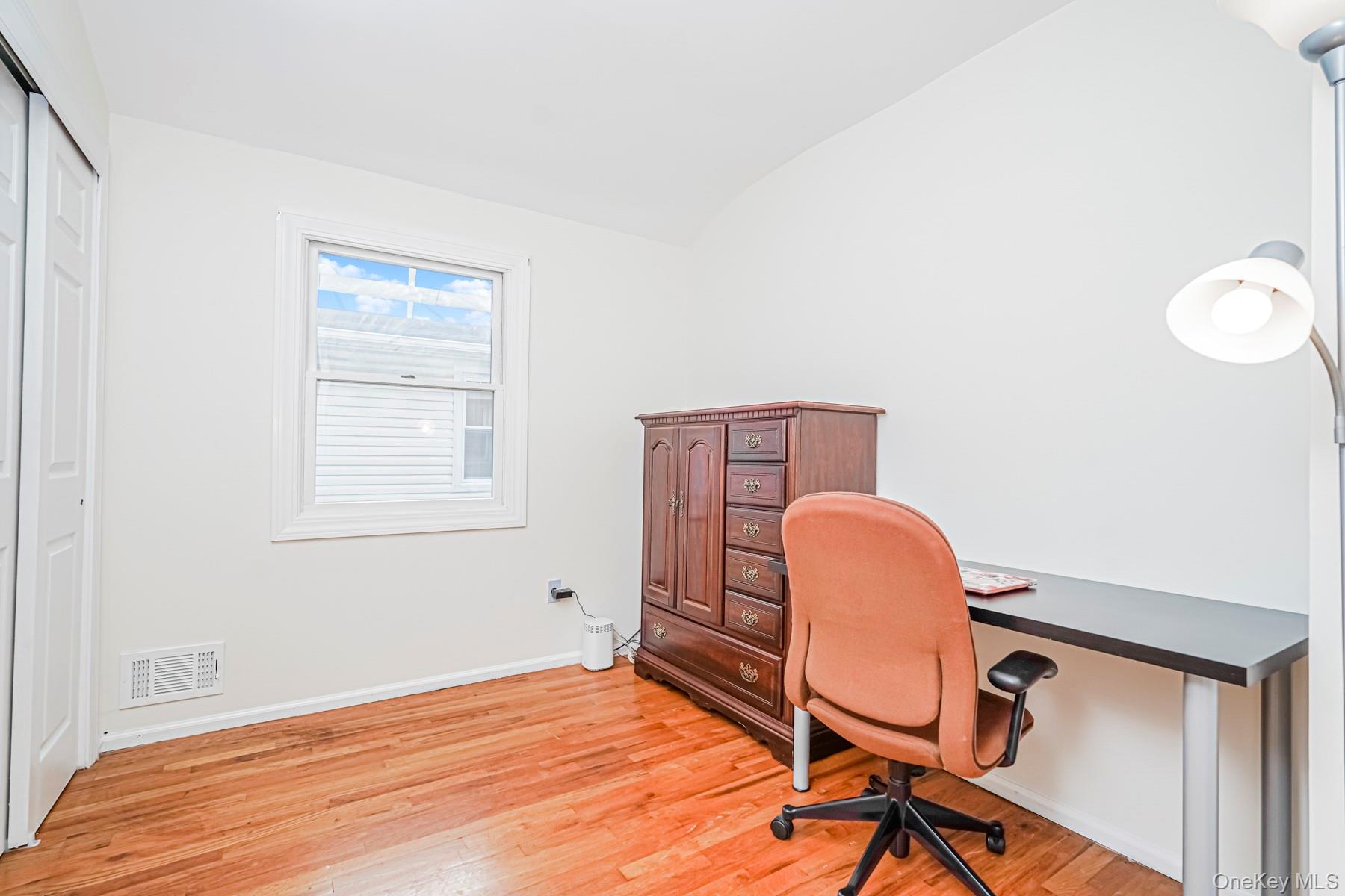 160 Serrell Avenue, Staten Island, NY 10312