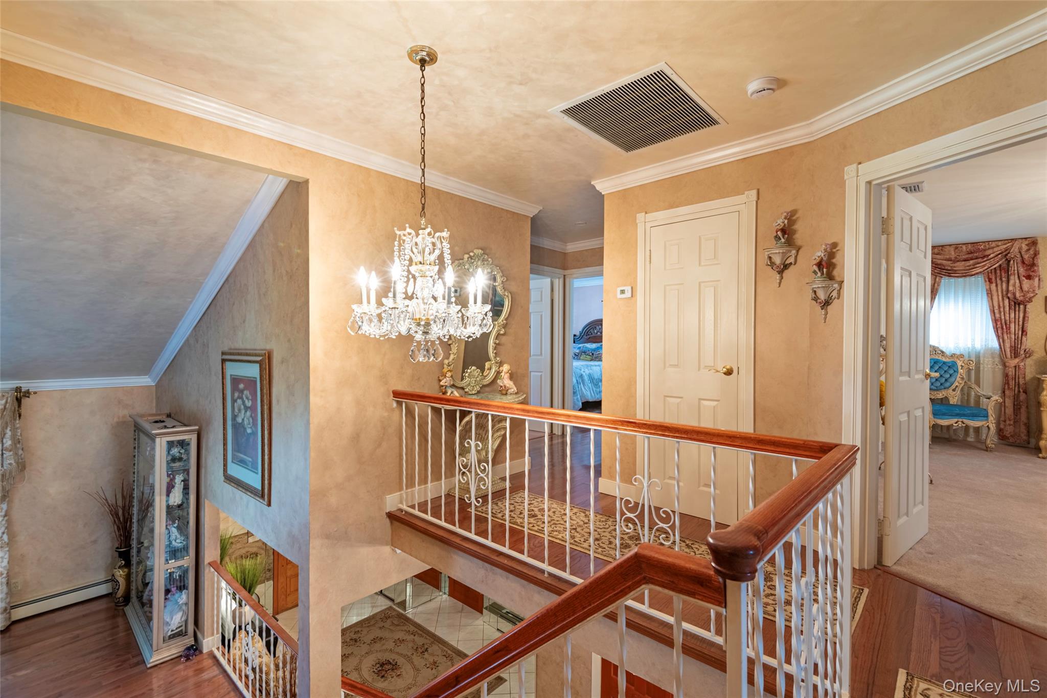 6 Linden Street, Selden, NY 11784