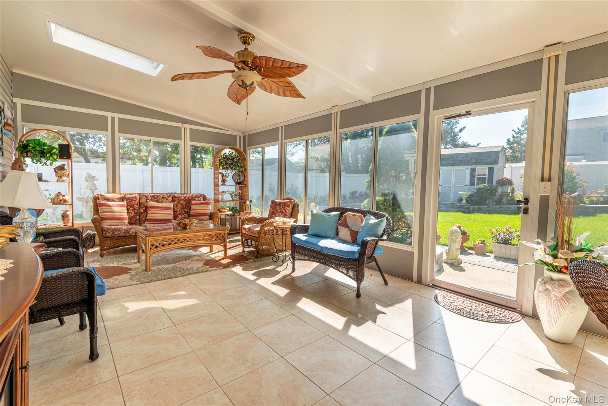 6 Linden Street, Selden, NY 11784