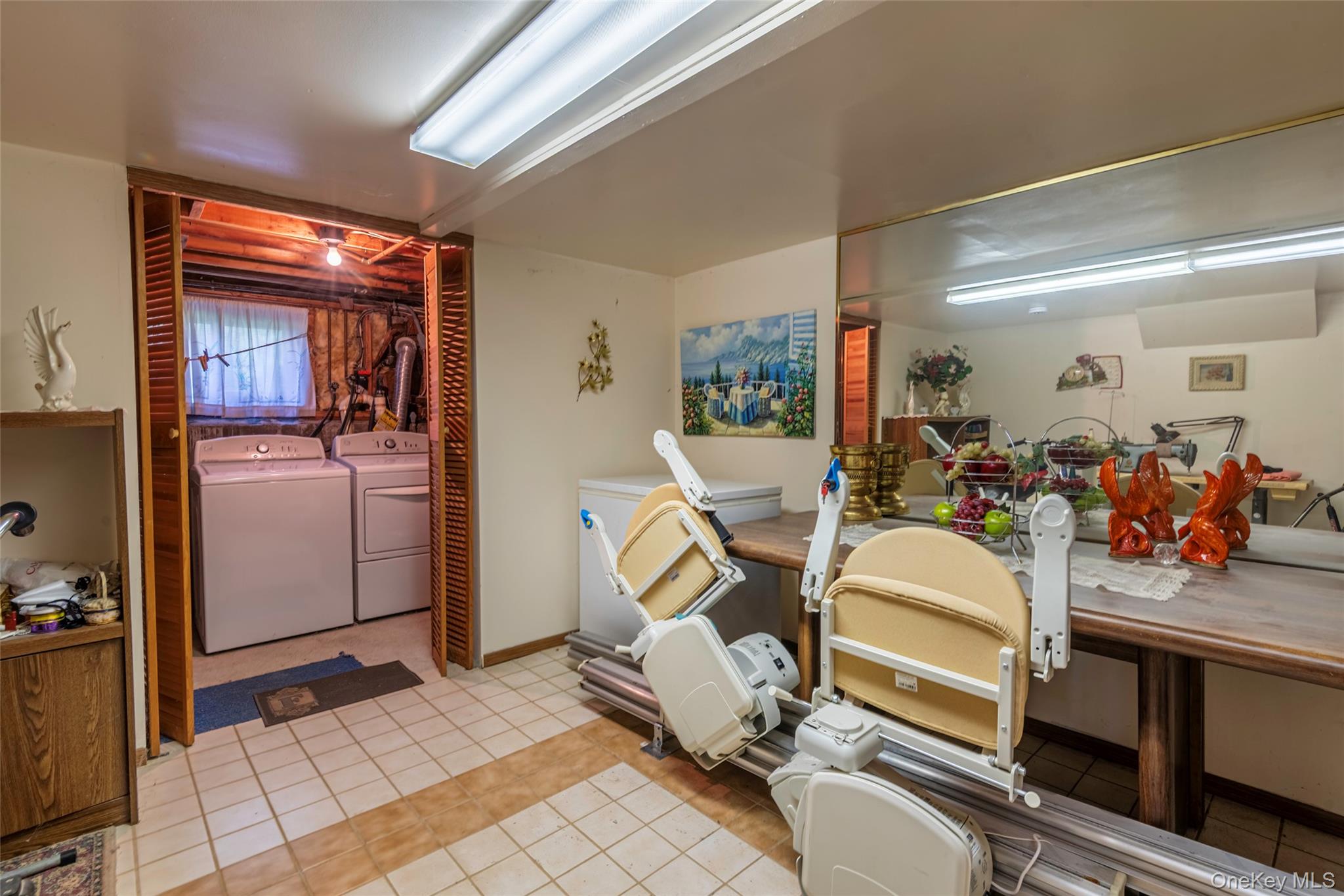 6 Linden Street, Selden, NY 11784