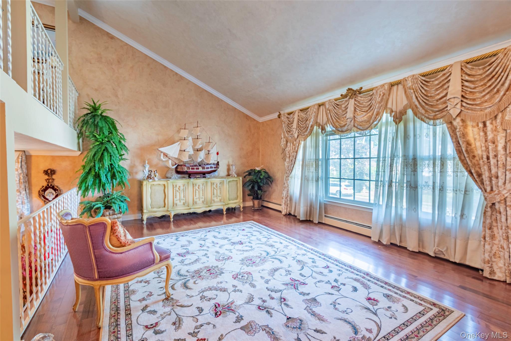 6 Linden Street, Selden, NY 11784