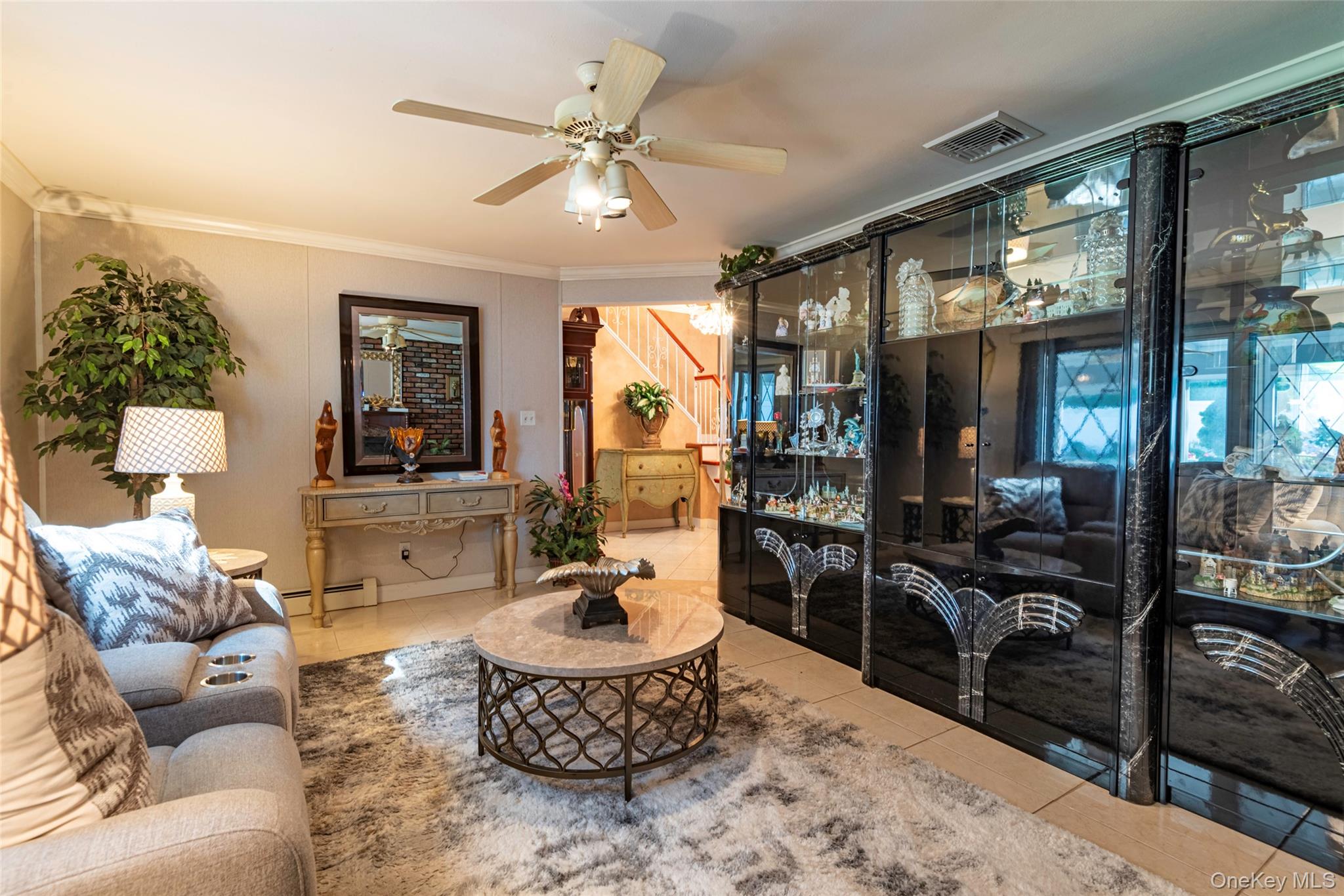 6 Linden Street, Selden, NY 11784