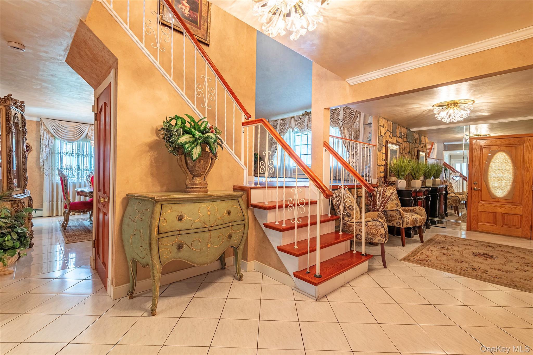 6 Linden Street, Selden, NY 11784