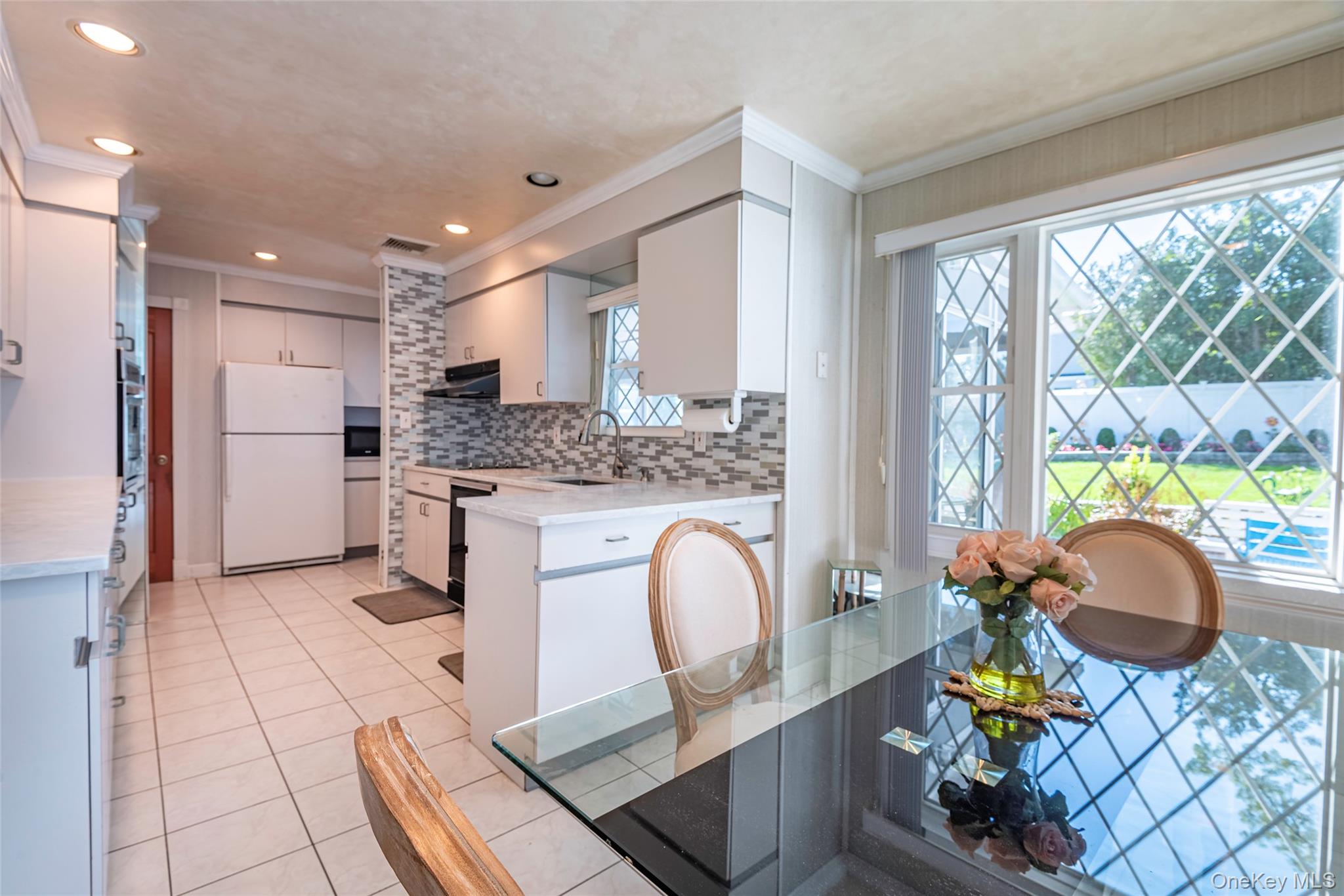 6 Linden Street, Selden, NY 11784