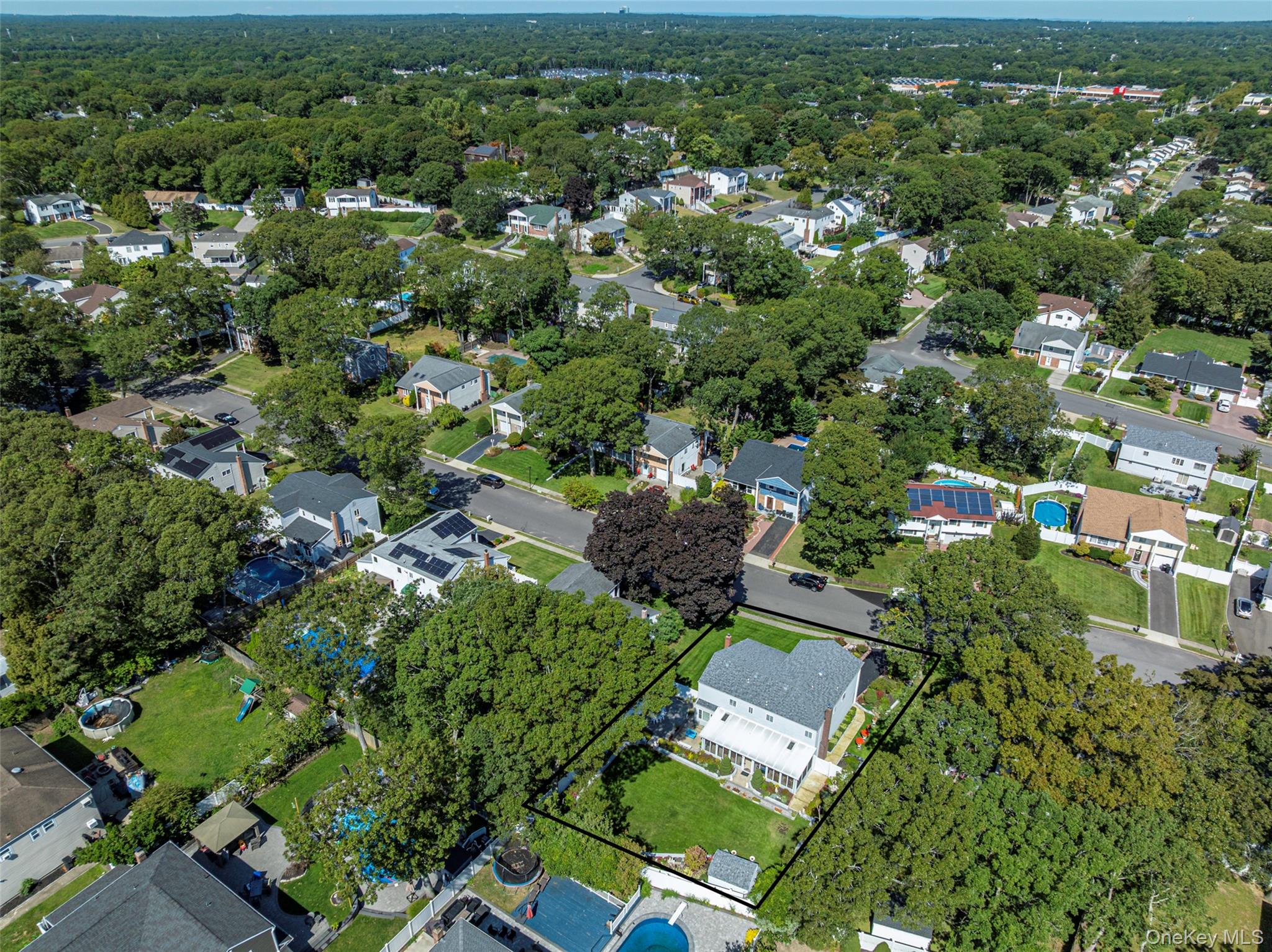 6 Linden Street, Selden, NY 11784