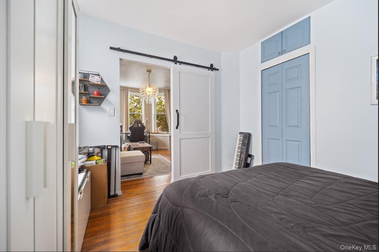 6185 Grove Street, Ridgewood, NY 11385