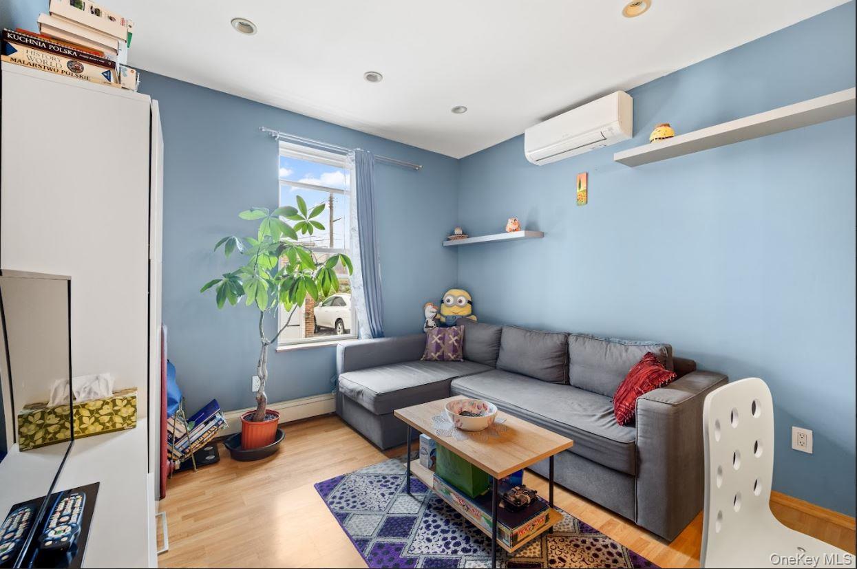 6185 Grove Street, Ridgewood, NY 11385