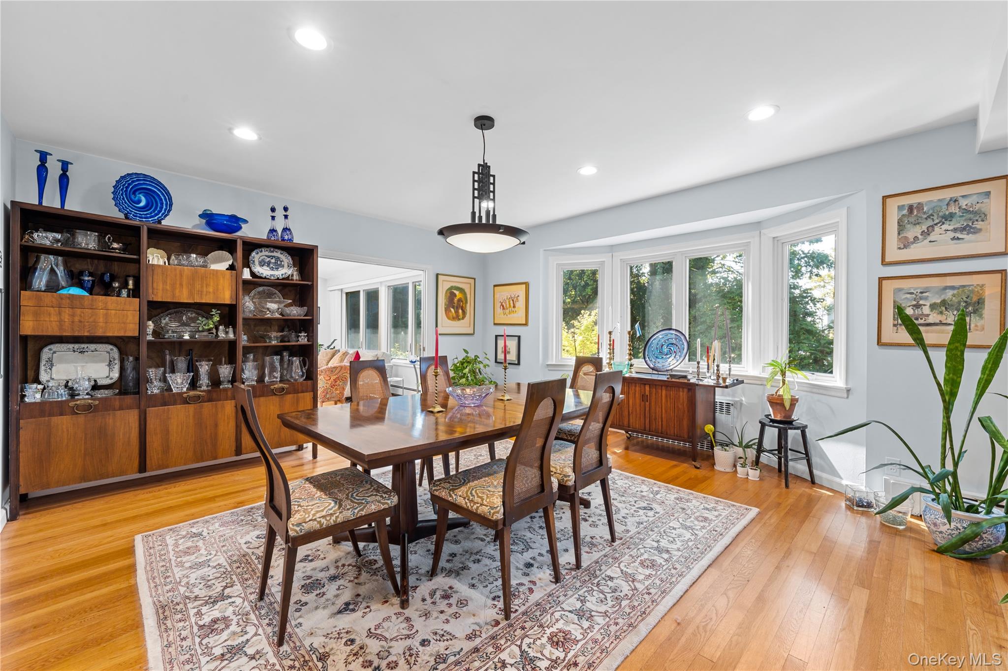 1 Willow Lane, Hewlett Harbor, NY 11557