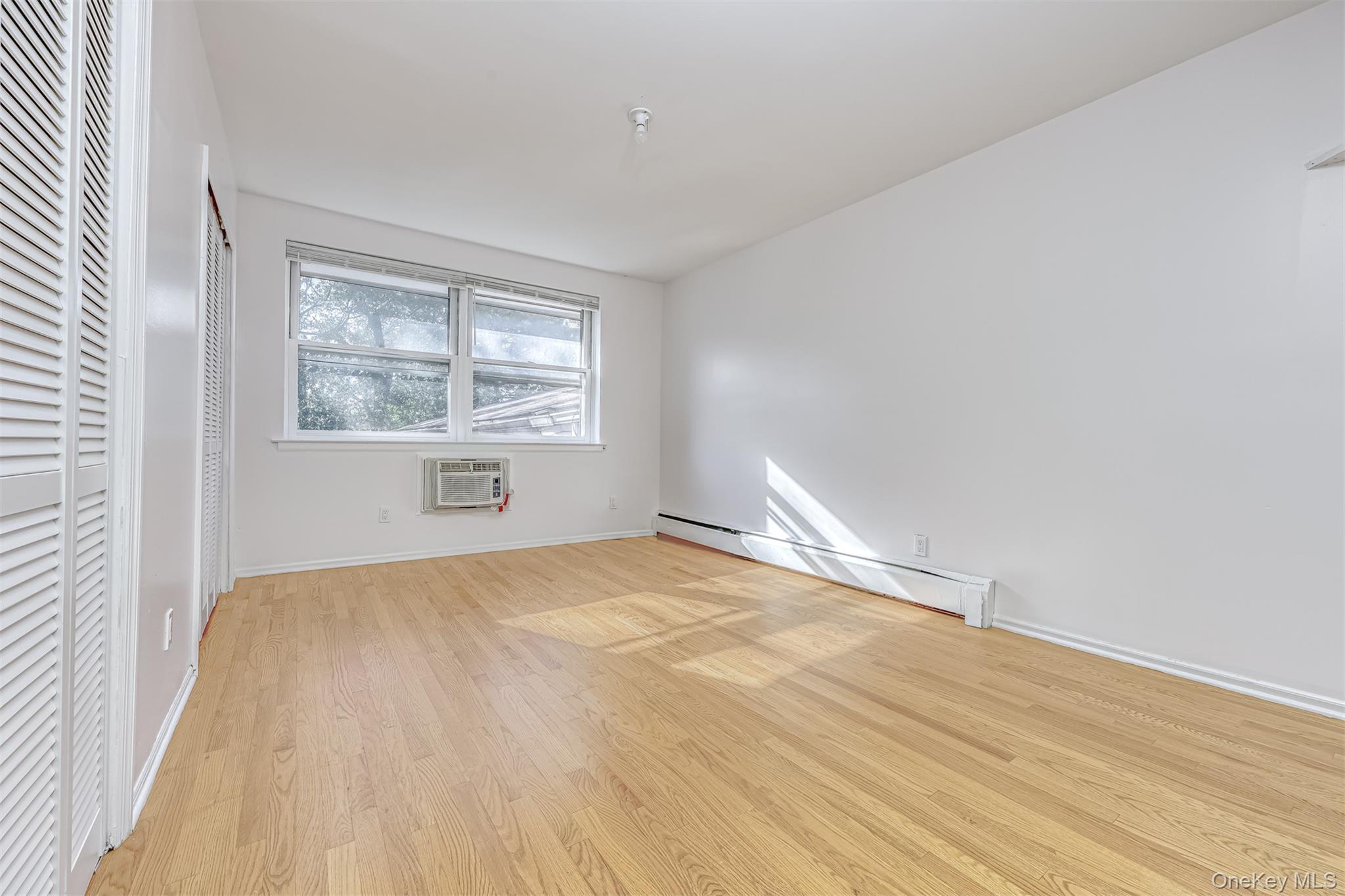 220 Kearsing Parkway # F, Monsey, NY 10952