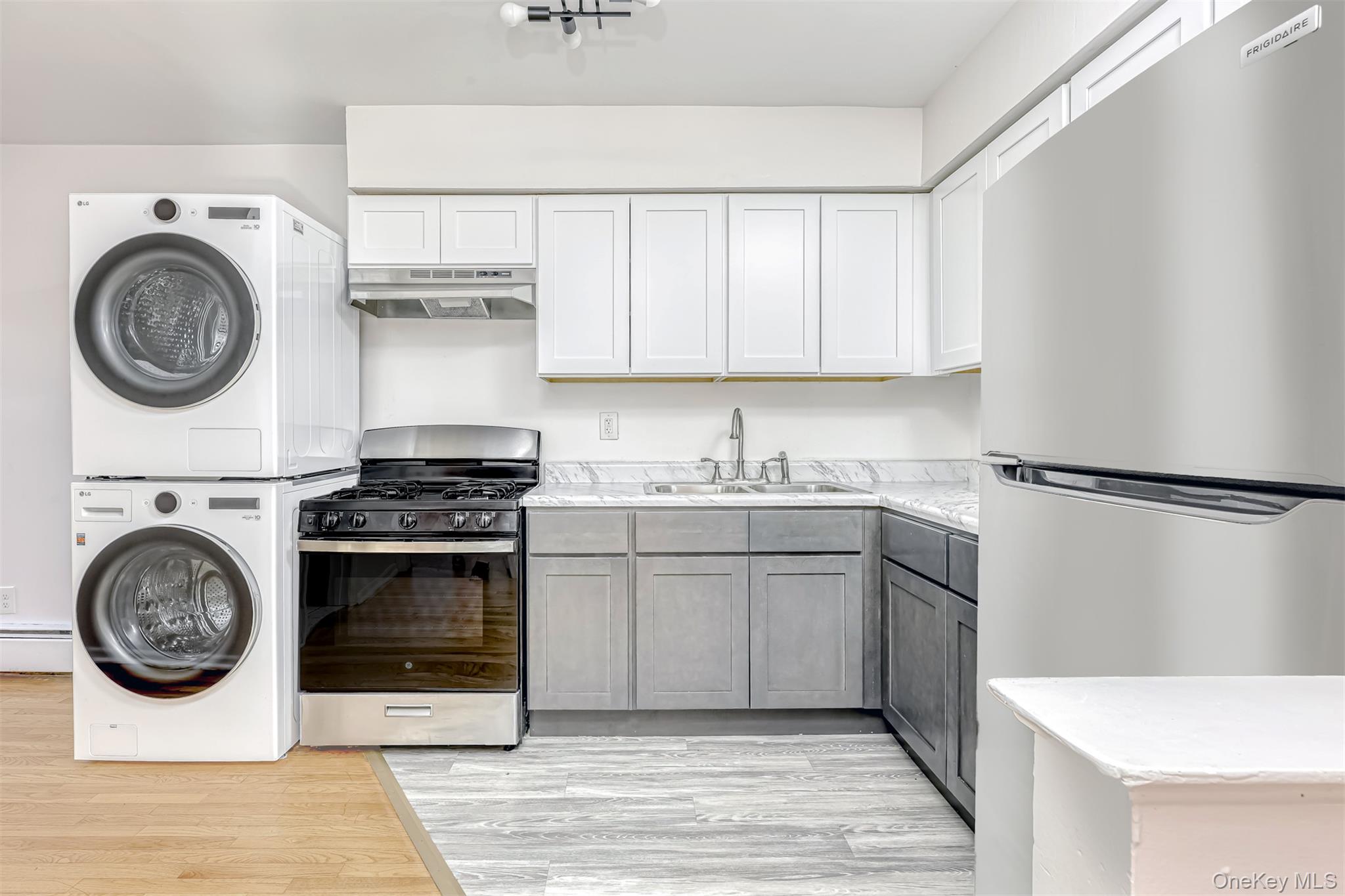 220 Kearsing Parkway # F, Monsey, NY 10952