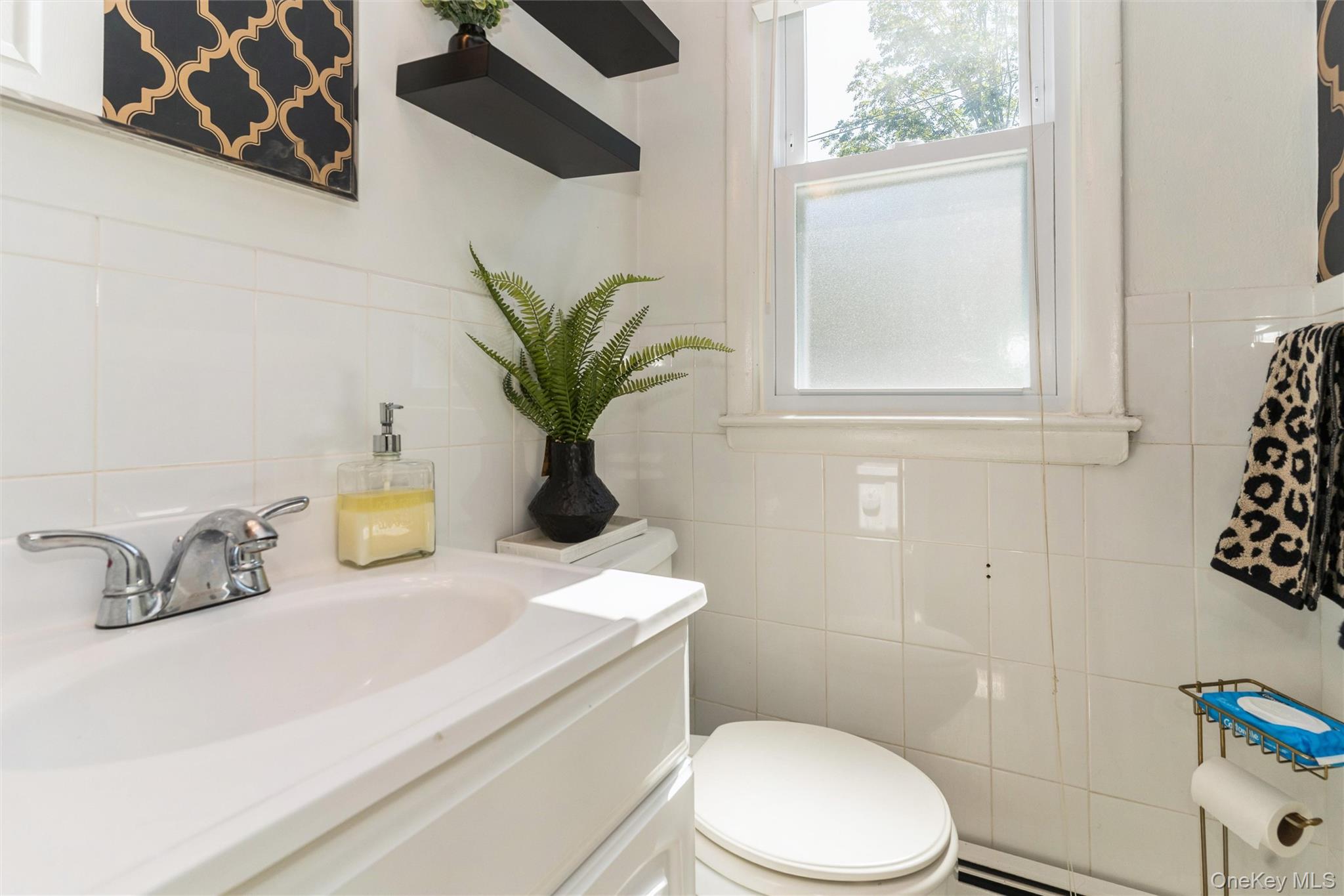 74 Finch Lane # 74, Islip, NY 11751