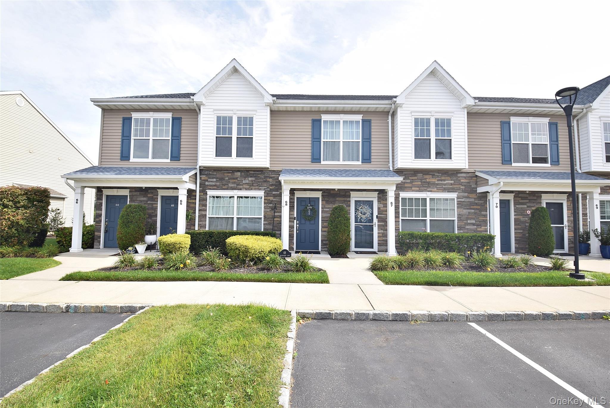 66 Weatherby Lane, Central Islip, NY 11722