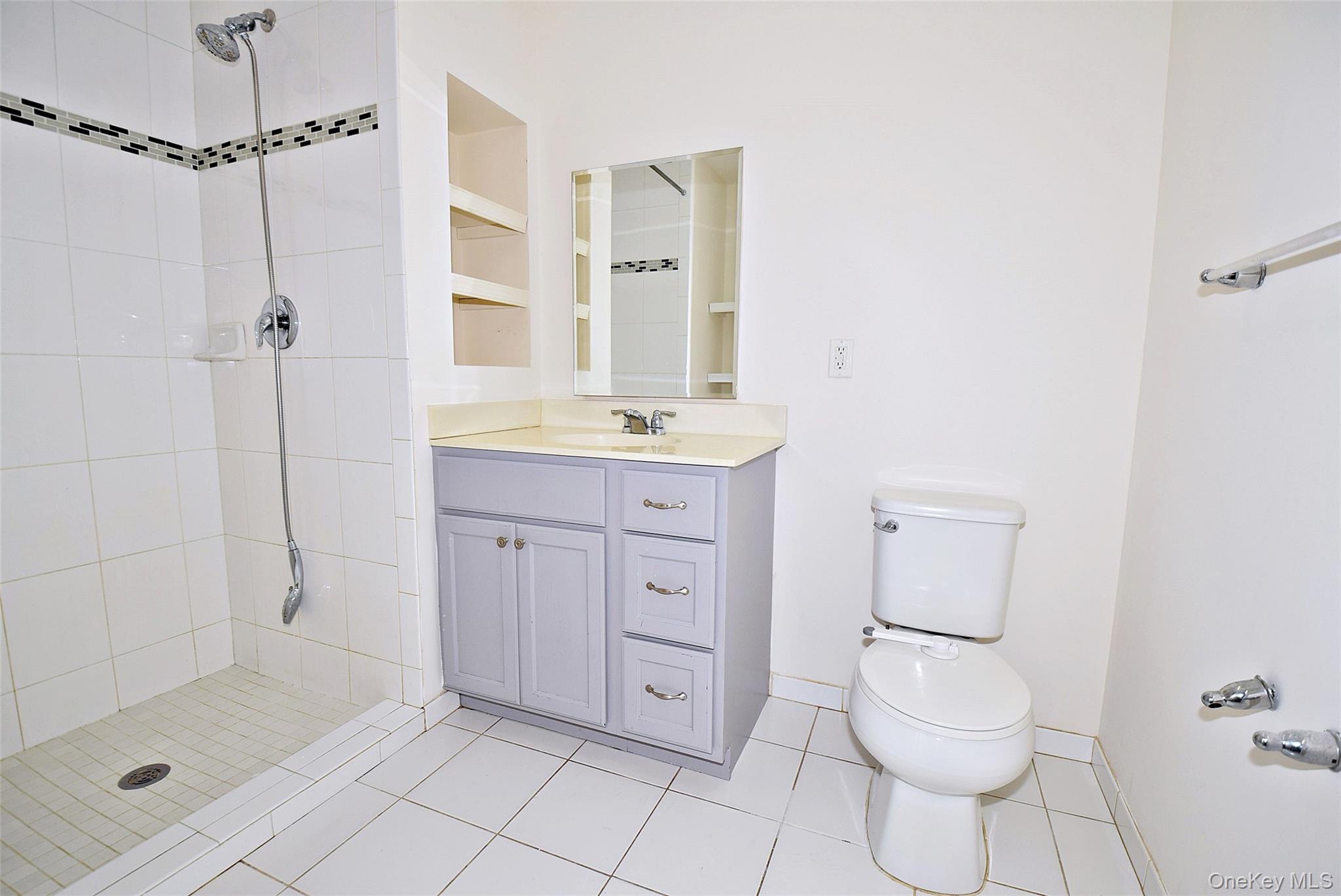 66 Weatherby Lane, Central Islip, NY 11722