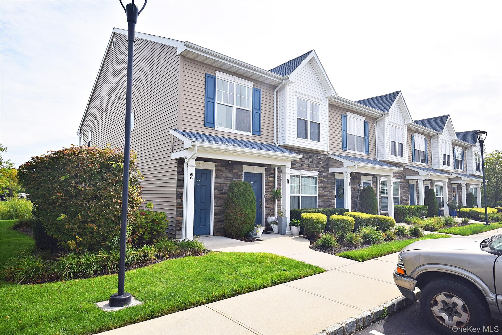 66 Weatherby Lane, Central Islip, NY 11722