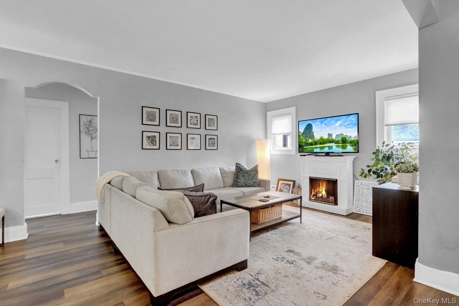 133 Nassau Avenue, Malverne, NY 11565