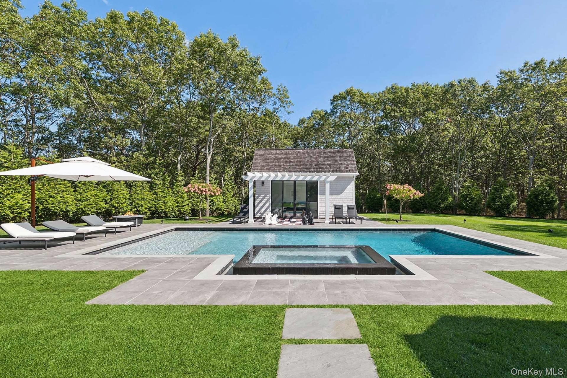 23 Peach Farm Lane, East Hampton, NY 11937