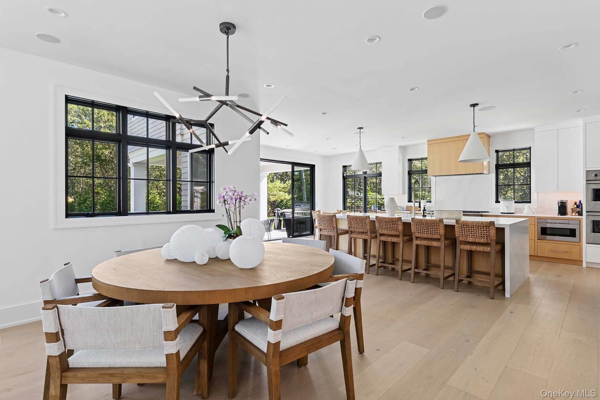 23 Peach Farm Lane, East Hampton, NY 11937