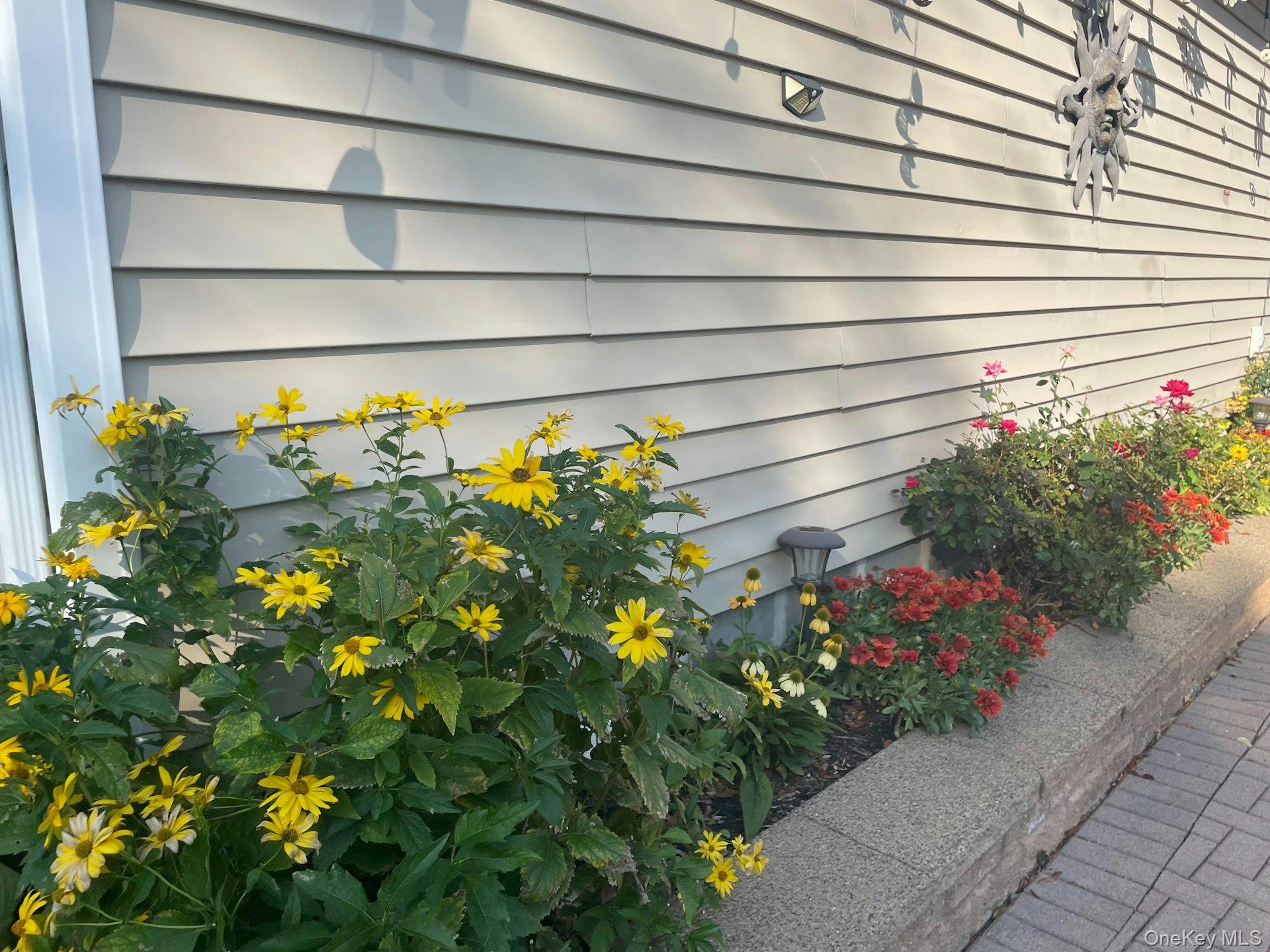 258 Grant Avenue, Islip, NY 11751