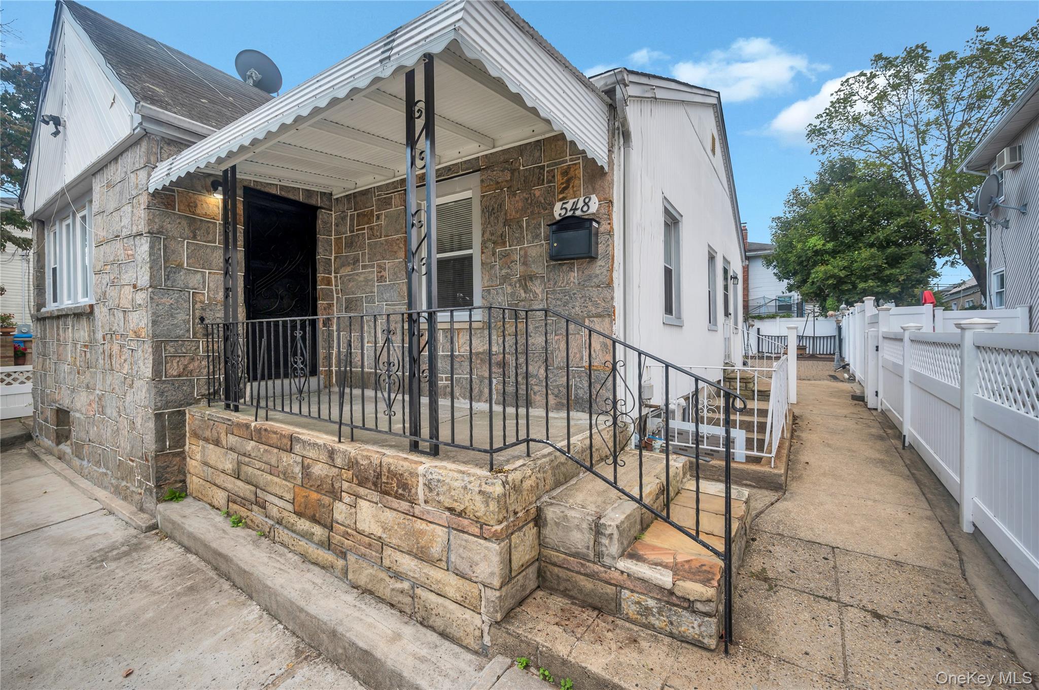 548 Keller Avenue, Elmont, NY 11003