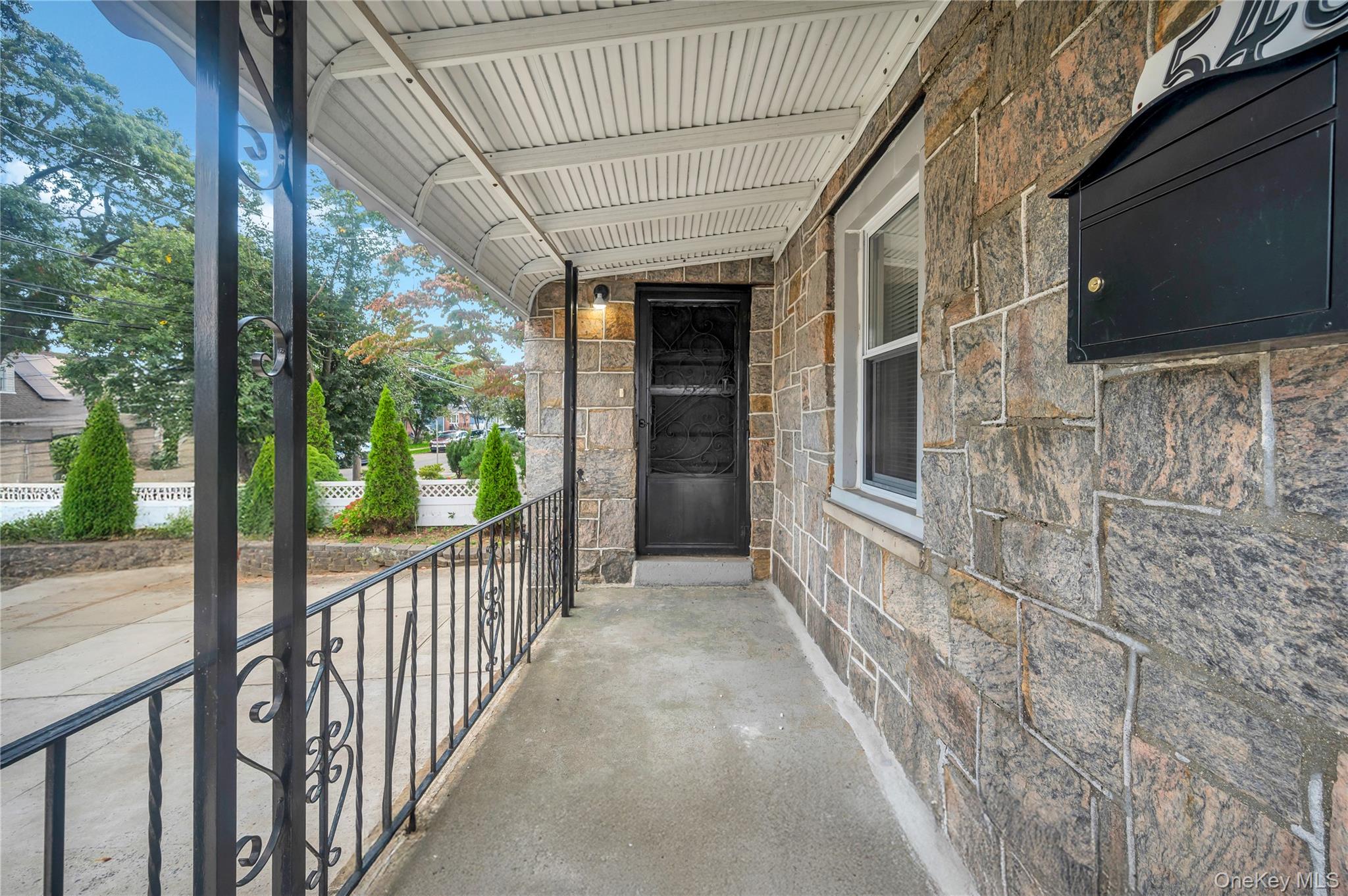 548 Keller Avenue, Elmont, NY 11003