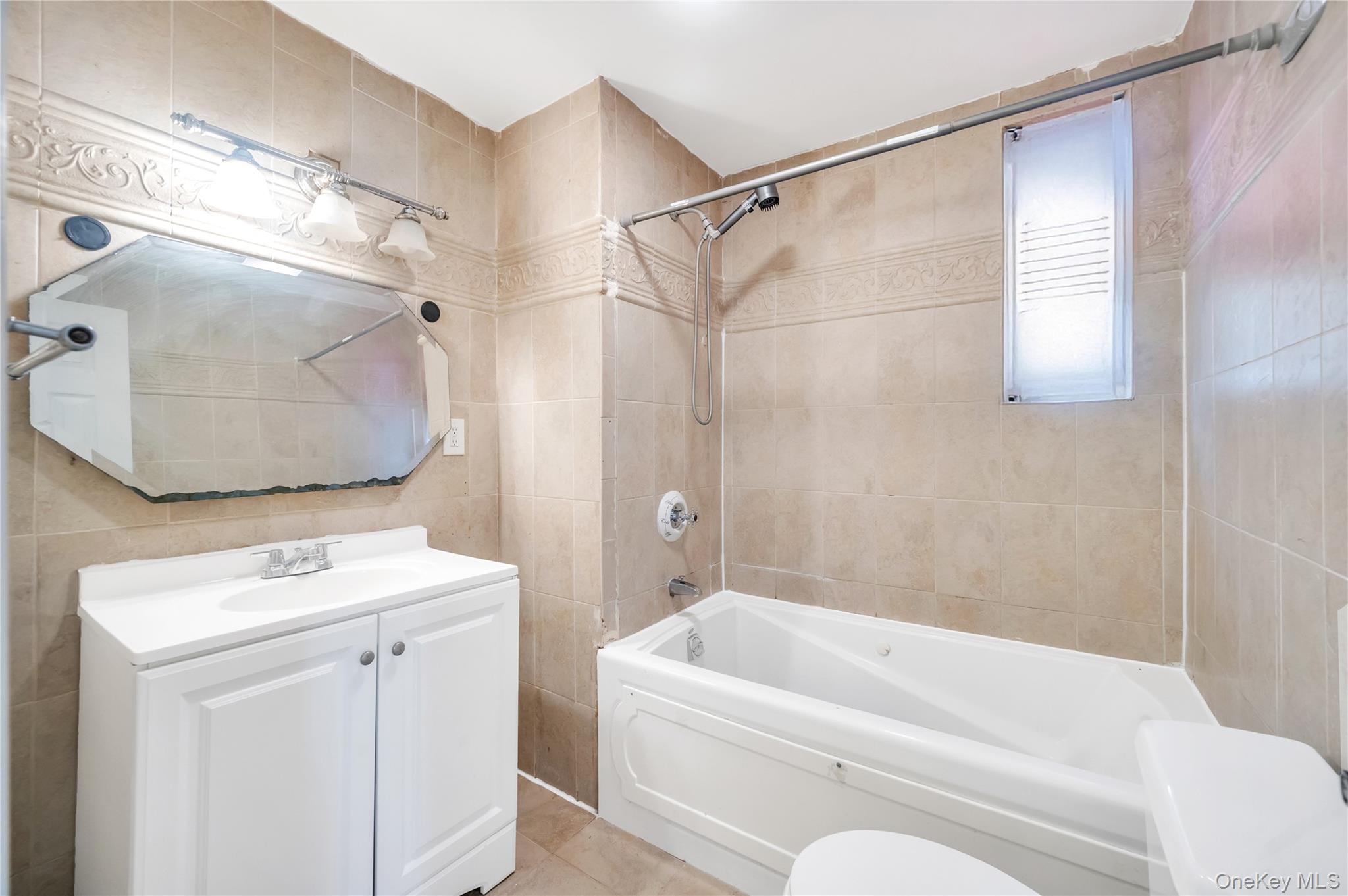 548 Keller Avenue, Elmont, NY 11003