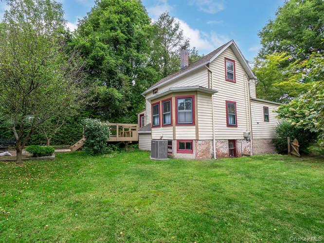 171 8th Avenue, Sea Cliff, NY 11579