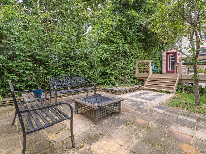 171 8th Avenue, Sea Cliff, NY 11579